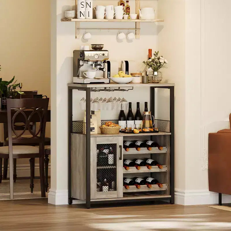 Credenza mobile bar a 3 livelli con portabottiglie e spazio contenitore, mobile buffet con portabicchieri e anta a rete, per cucina, soggiorno e bar